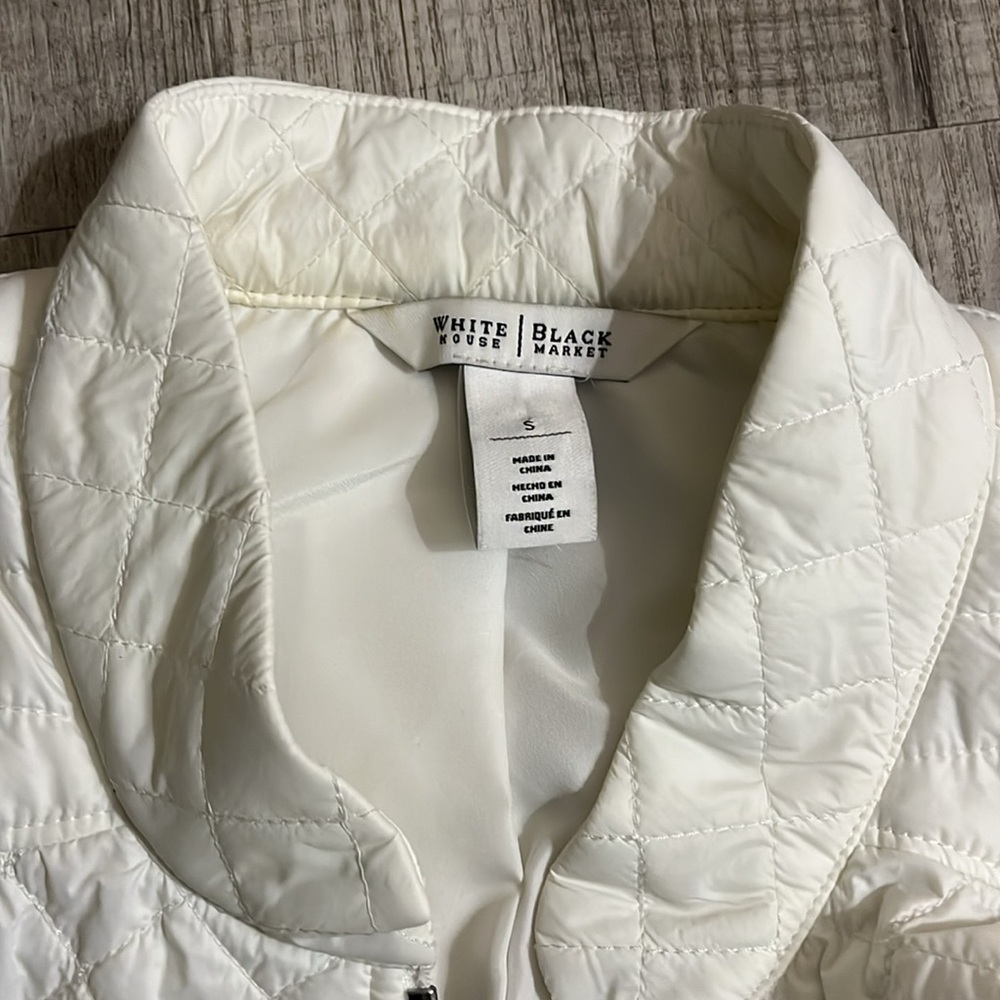 WHBM Quilted Vest - Picture 4 of 5